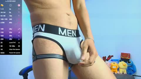   online show from November 26, 7:27 am