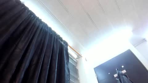 tylla__ online show from March 21, 3:45 am