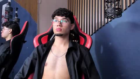 TysonLara online show from April 5, 9:56 pm