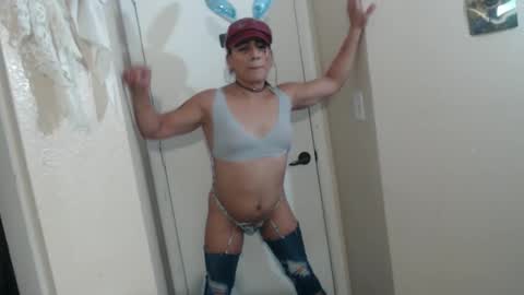 Azelia B online show from October 31, 5:13 pm