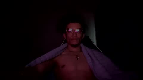 Snapshot of uhdummy chatting on September 24, 6:25 pm snap mixedaddyx ig drexdummy online show from September 24, 6:25 pm