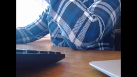 ukclive online show from December 16, 9:26 am