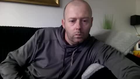 ukmatty3 online show from September 26, 12:24 pm