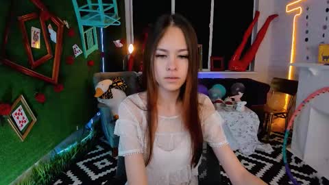 Ulia online show from September 18, 5:22 am