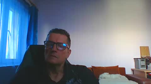 ulmeni4 online show from December 16, 1:39 pm