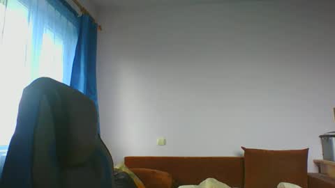 ulmeni7 online show from June 13, 12:04 pm