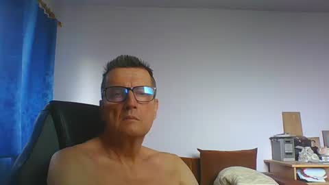 ulmeni7 online show from July 1, 2:04 pm