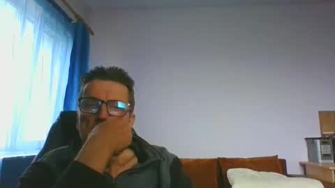 ulmeni7 online show from December 2, 12:25 pm