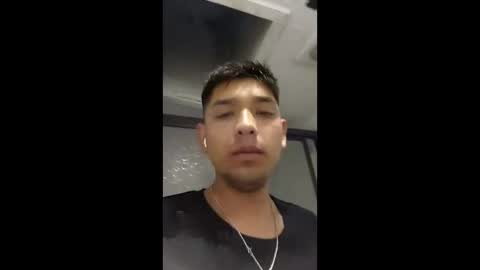 ulosdeabajo04 online show from May 31, 3:49 am