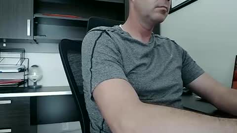 Ultra online show from November 23, 7:45 pm