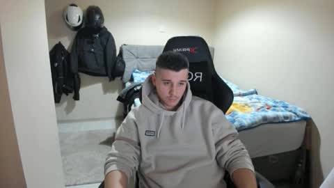 hi im mike tyson -  online show from February 14, 8:33 pm