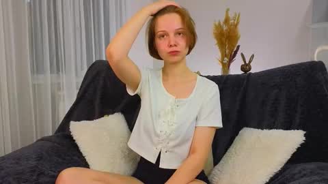 Kira online show from November 26, 5:32 pm