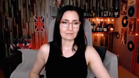 UnaTera online show from February 16, 9:18 am