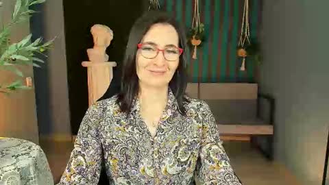 UnaTera online show from November 11, 9:33 am