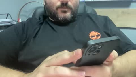 Snapshot of uncutdude321 chatting on September 16, 1:35 pm uncutdude321 online show from September 16, 1:35 pm