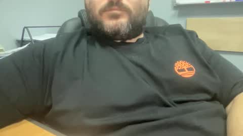 Snapshot of uncutdude321 chatting on September 25, 10:22 am uncutdude321 online show from September 25, 10:22 am