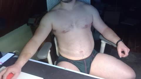 Under the desk online show from March 17, 10:15 pm