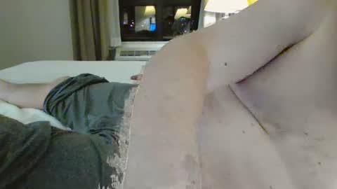 Underyourcomand online show from March 29, 3:52 am