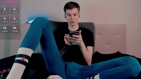 Kyle online show from November 8, 3:48 pm