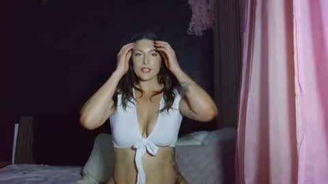 Holly online show from February 26, 1:53 am