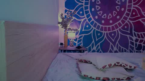 Alice online show from September 29, 6:51 pm