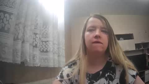 UniverseEmily online show from October 27, 5:07 am