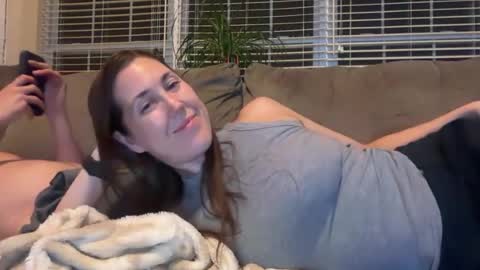 UnleashedAlphaCouple online show from June 13, 5:29 am