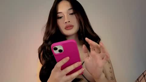 Lola online show from July 5, 2:57 pm