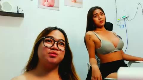 almira online show from June 21, 2:29 am