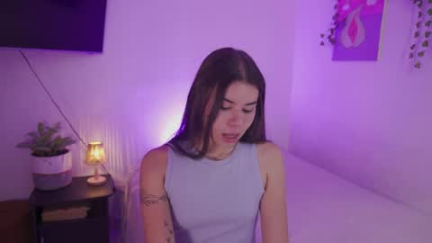 samyyy online show from June 1, 1:56 pm