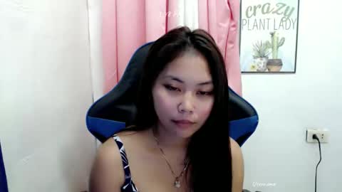 ur_small_girl online show from November 28, 7:48 am