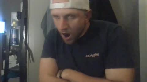 ur_zaddy4now online show from April 21, 2:15 am