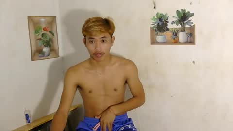 urasian_jomarie online show from July 11, 1:03 pm