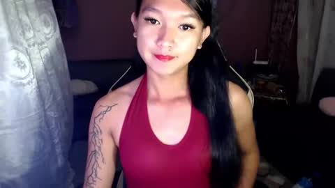 NEWRA  ALLISON online show from March 4, 1:23 am