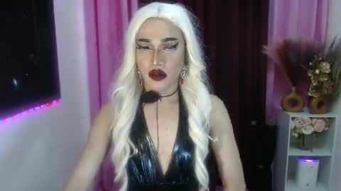 KENDALL online show from October 7, 11:50 am