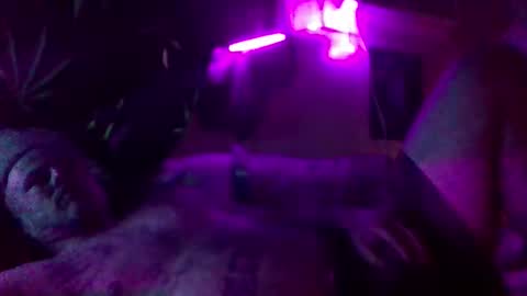 urdaddy875867 online show from November 12, 7:32 am