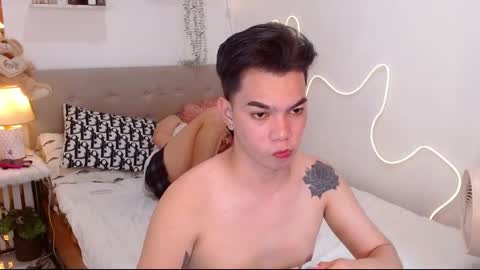 rose and khristine online show from October 2, 8:13 am