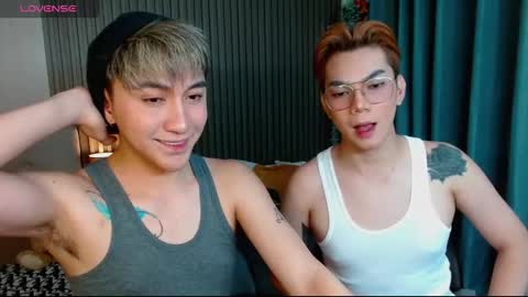 rose and khristine online show from November 4, 7:37 pm