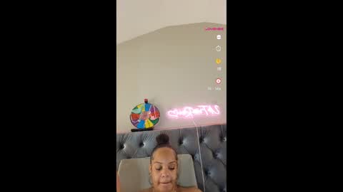 urfaveriri online show from November 21, 1:53 pm