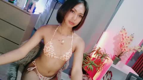 Rianne online show from April 10, 8:13 pm