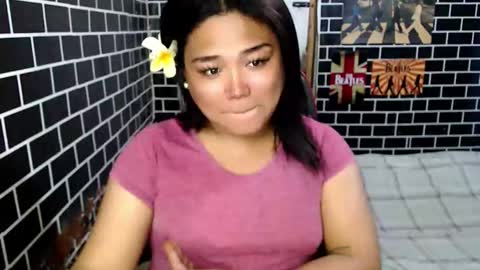Snapshot of urgirl_dimple chatting on September 10, 5:30 am Dimple online show from September 10, 5:30 am