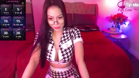 angela online show from January 22, 6:20 am