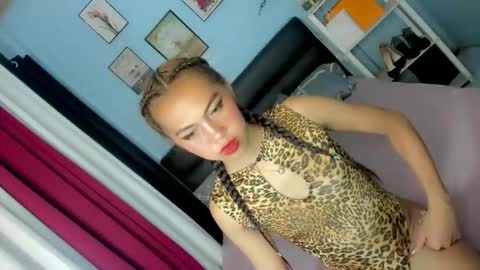 zoey noir online show from October 28, 9:16 pm