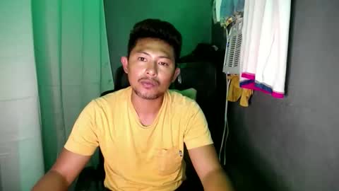 hi im angelo online show from September 16, 11:23 am