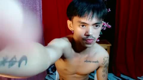 urhunky_boy online show from June 21, 9:10 pm