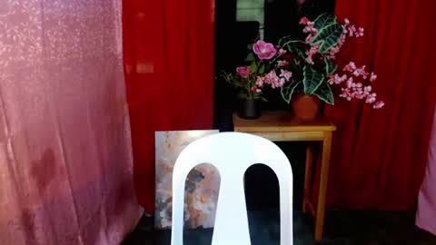 urhunky_boy online show from July 18, 3:52 am