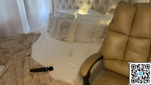 Kristina online show from April 11, 6:51 am