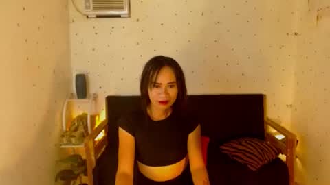 urlovely_che online show from October 5, 12:24 pm