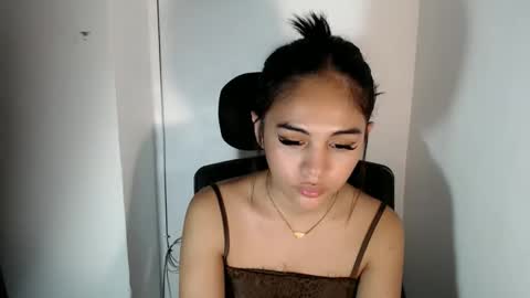 urmystical_sofie online show from April 25, 12:57 am