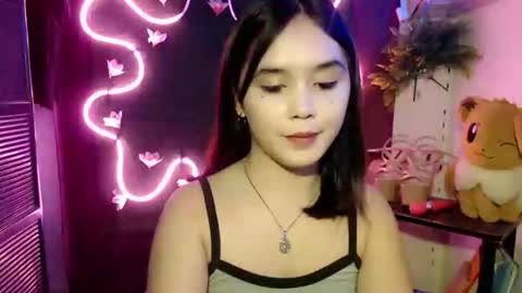 Pia online show from November 13, 11:40 pm